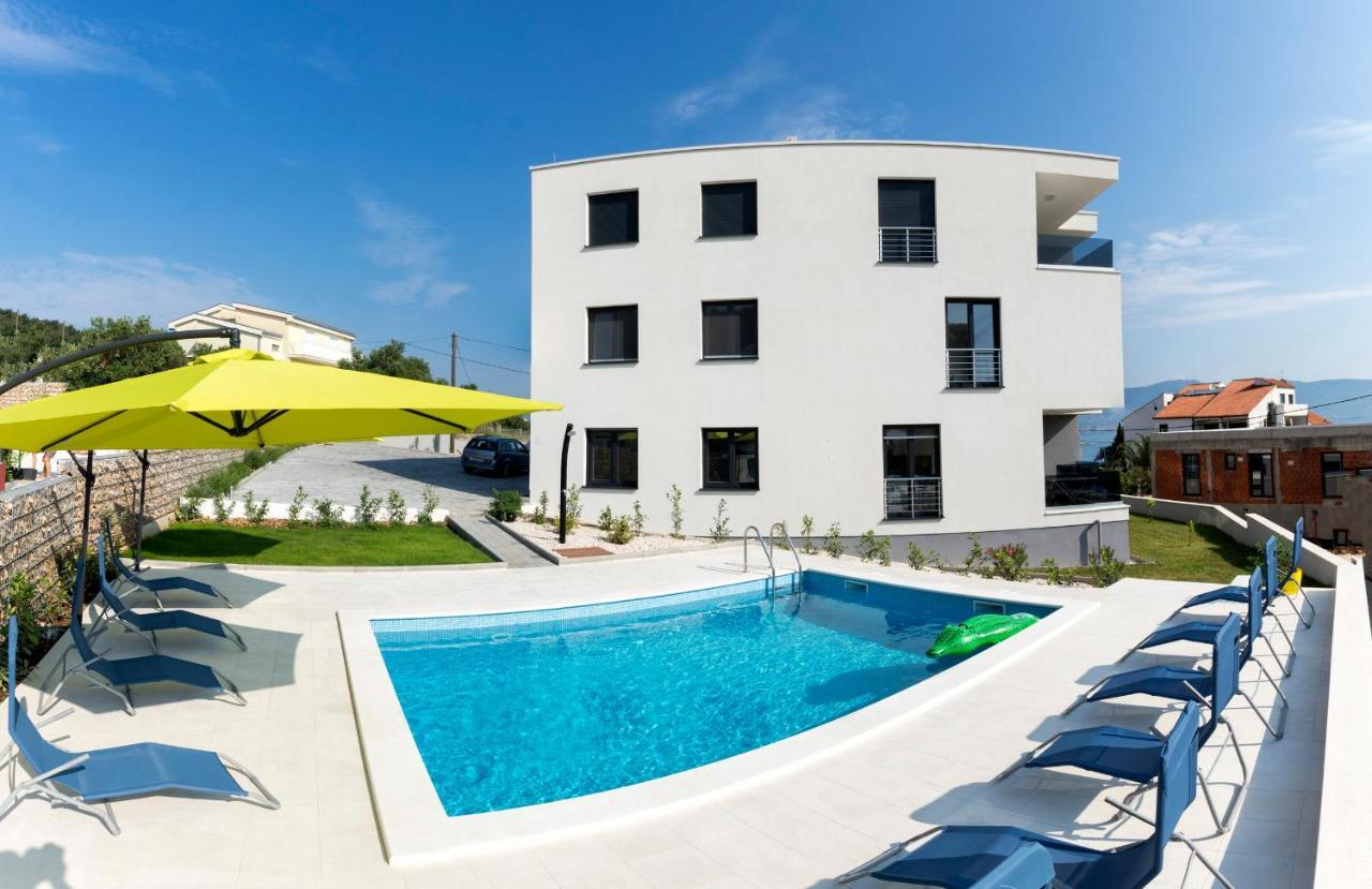 Apartments4friends Nina Apartment Slatine